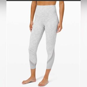 Lululemon Wunder Under Crop High-Rise *Roll Down Scallop Full-On Luxtreme 23"
